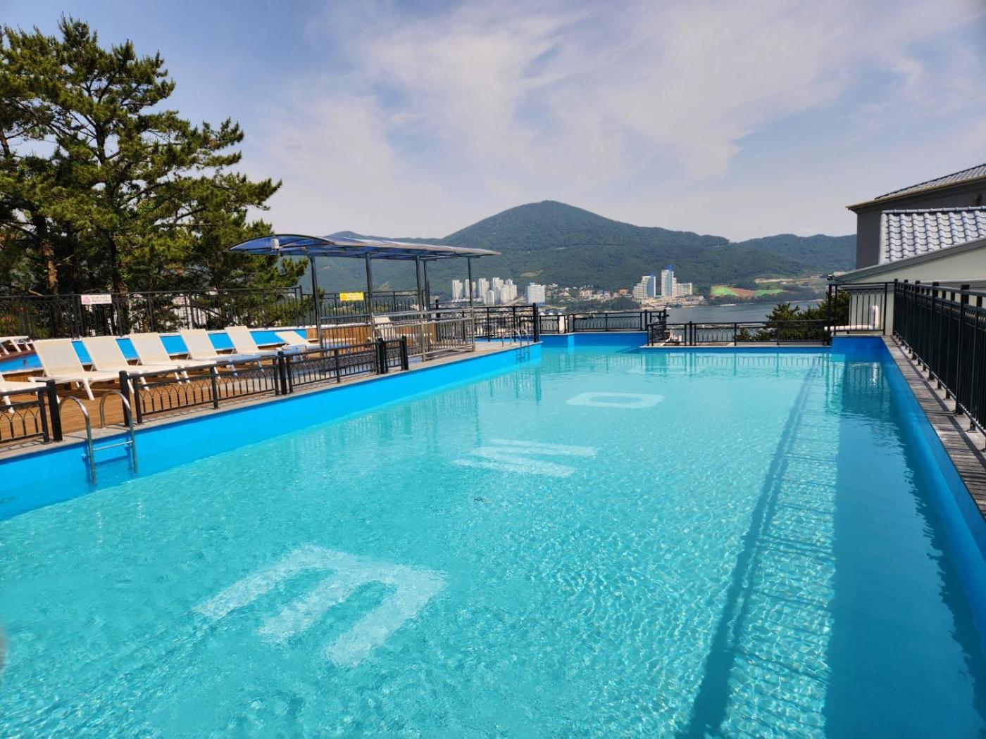 Dome Hotel Geoje Zewnętrze zdjęcie